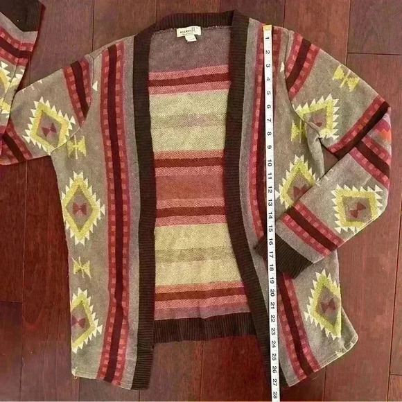 One World Women’s Brown Geometric Aztec Open Front Cardigan Sweater Size S - Picture 7 of 7